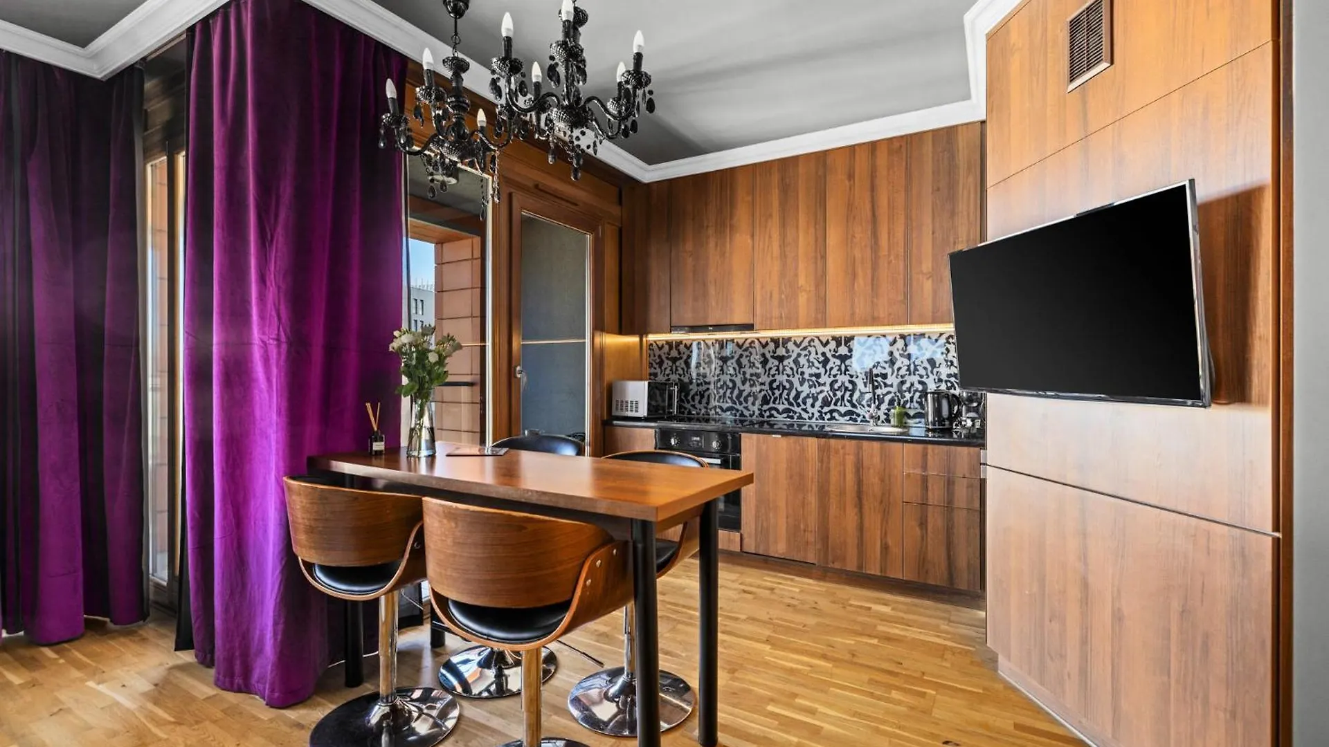 Apartment Moulin Rouge - Old Town, Gdańsk
