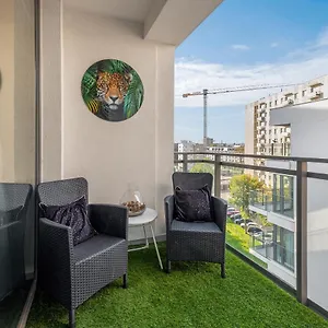 Grand - Garden Gates Apartament